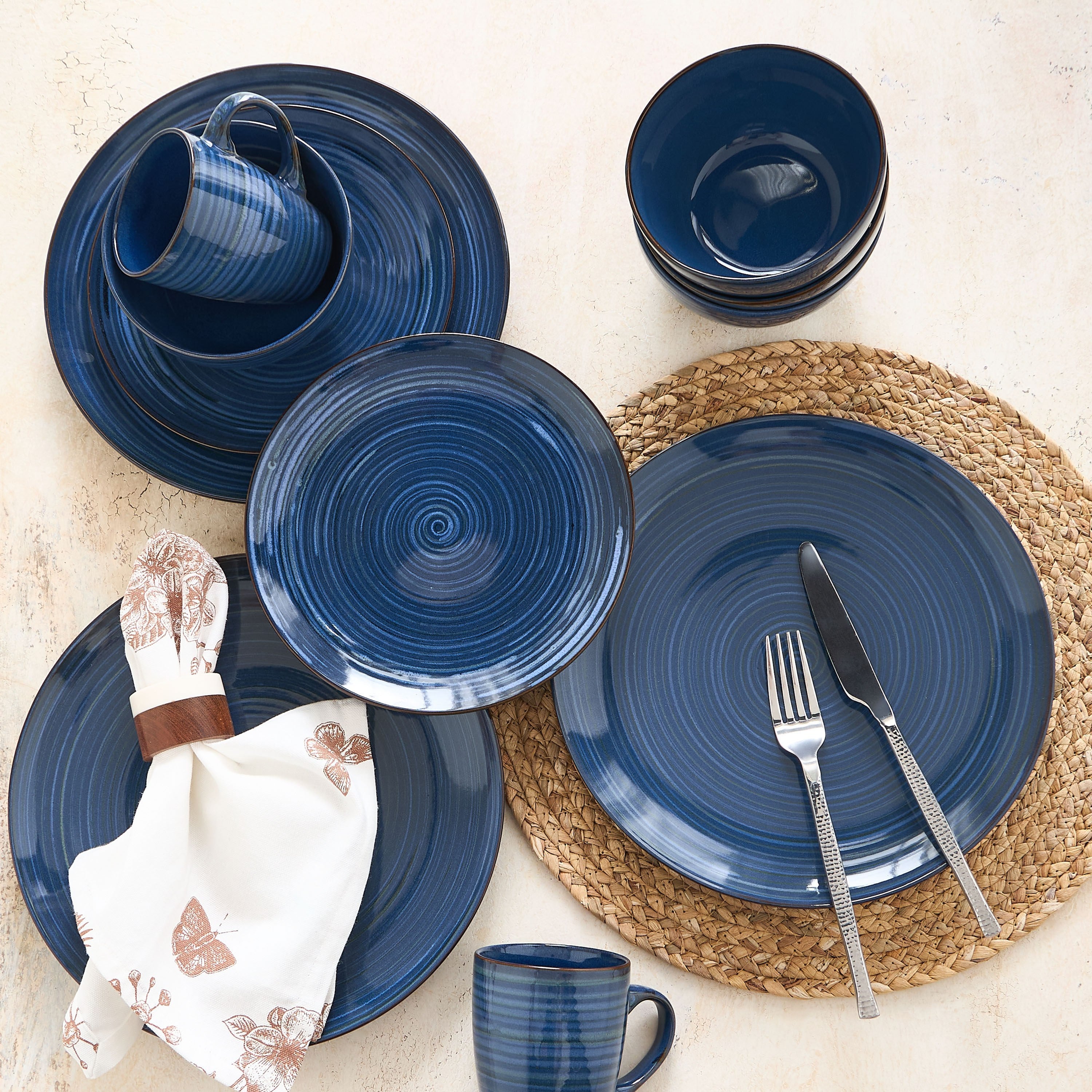 Lucas 16-Piece Stoneware Dinner Set – Rustic Modern Style for Everyday Dining